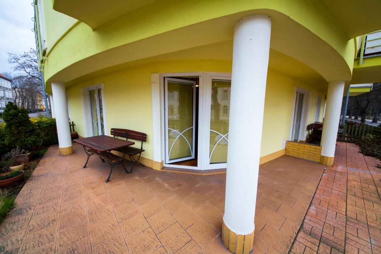 Wyspa Uznam - Pilsudskiego Świnoujście Exterior foto